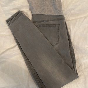 Soft stretchy maternity jeans
